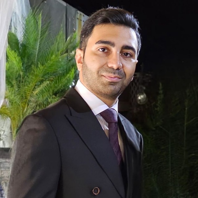 علیرضا نجم زاده - مدیر فروش